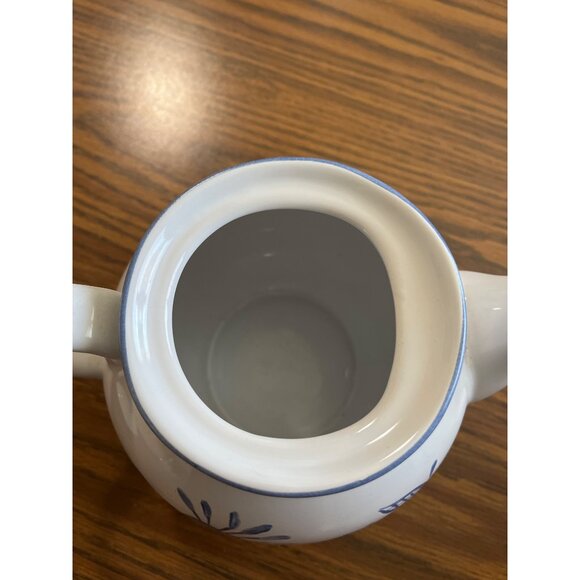 Corelle Coordinates stoneware white blue pitcher - Picture 5 of 11